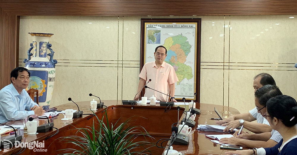 Phó bí thư Tỉnh ủy Quản Minh Cường chủ trì buổi làm việc với Đảng, đoàn Hội Nông dân tỉnh