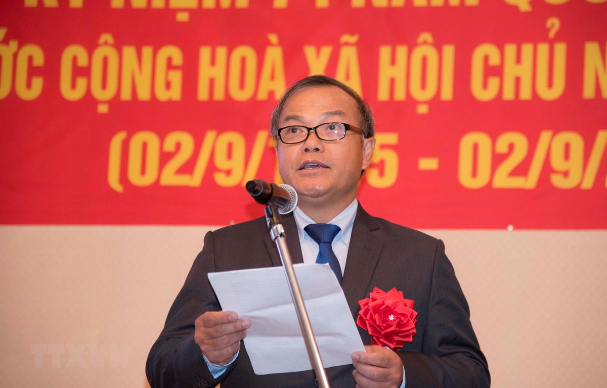 Đại sứ Việt Nam tại Nhật Bản Vũ Hồng Nam phát biểu khai mạc Lễ kỷ niệm. (Ảnh: Thành Hữu/TTXVN)