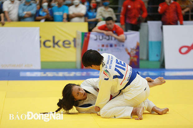 Dù gặp chấn thương, võ sĩ Nguyễn Ngọc Tú thi đấu nỗ lực giành được tấm HCĐ