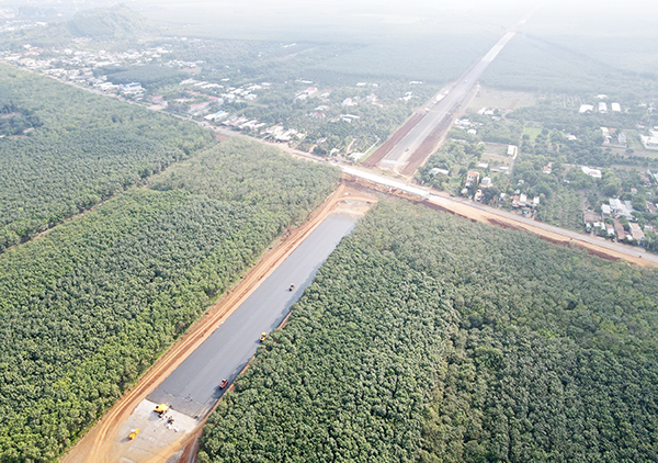 Đường cao tốc Phan Thiết - Dầu Giây khi hoàn thành xây dựng, đưa vào khai thác sẽ mở ra những không gian phát triển mới cho Đồng Nai