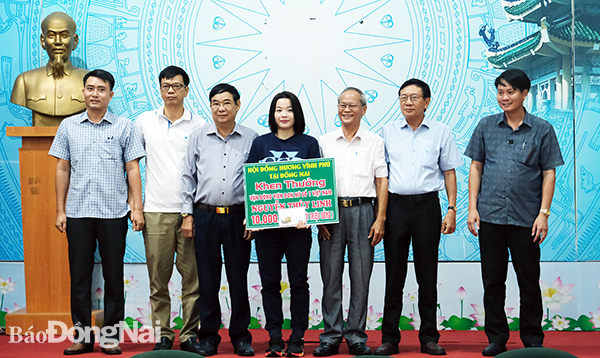 Hội đồng hương Vĩnh Phú tại Đồng Nai khen thưởng VĐV Nguyễn Thùy Linh