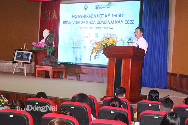 Phó giám đốc phụ trách Sở Y tế Lê Quang Trung phát biểu tại hội nghị. Ảnh: Hạnh Dung