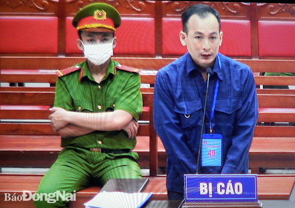 Bị cáo Lê Thanh Trung (Giám đốc Công ty TNHH Xăng dầu Tây Nam 01 SWP, TP.HCM) tại phiên tòa xét xử