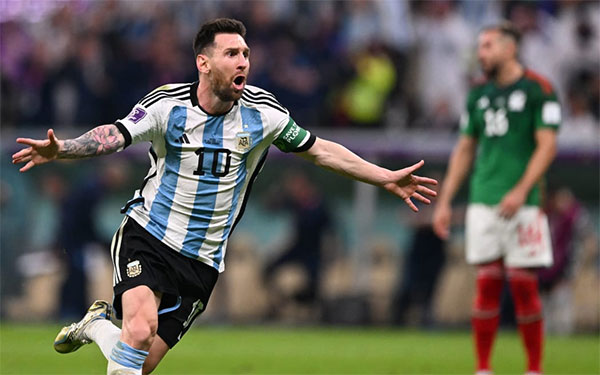 Messi đã bước sang tuổi 35 nhưng vẫn phải gồng gánh cả đội tuyển Argentina